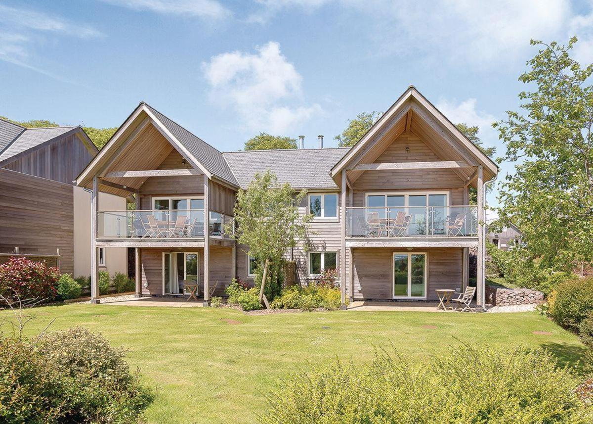 Swandown Lodges Chard Exterior foto